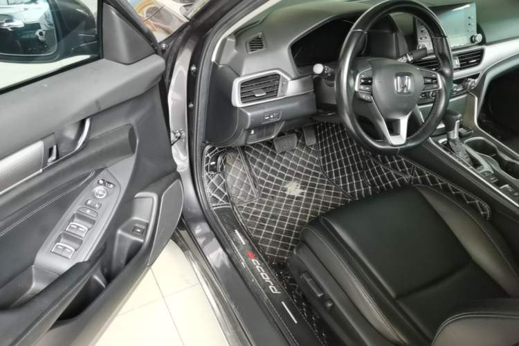 Used Honda Accord 2018 260TURBO Elite Edition China VI Driver Seat