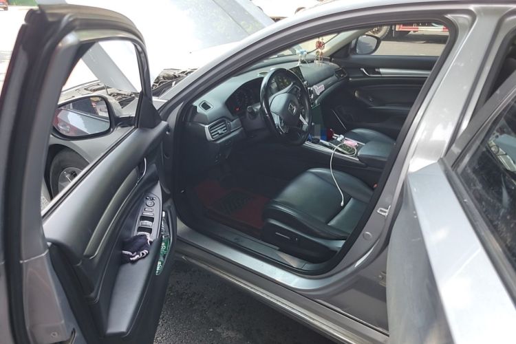 Used Honda Accord 2018 260TURBO Luxury Edition China V Emission Standard Driver Seat