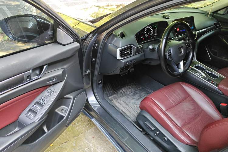Used Honda Accord 2018 Rui Hybrid 2.0L Rui Zun Edition China VI Driver Seat
