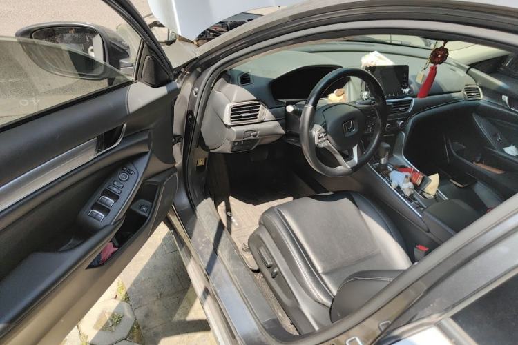 Used Honda Accord 2018 260TURBO Luxury Edition China VI Driver Seat