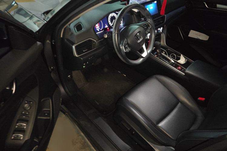 Used Honda Accord 2018 260TURBO Luxury Edition China VI Driver Seat