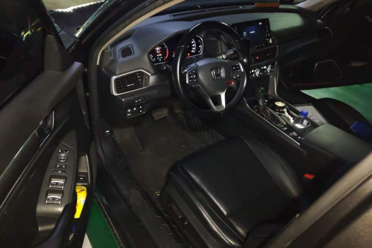 Used Honda Accord 2018 260TURBO Luxury Edition China VI Driver Seat