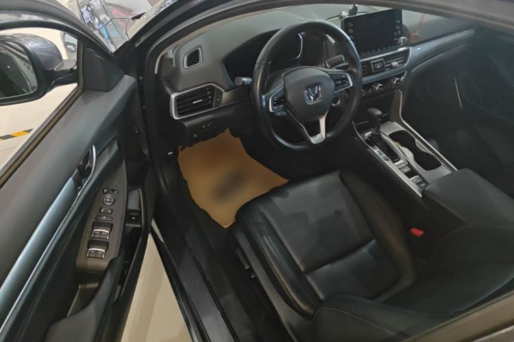 Used Honda Accord 2018 260TURBO Elite Edition China VI Driver Seat
