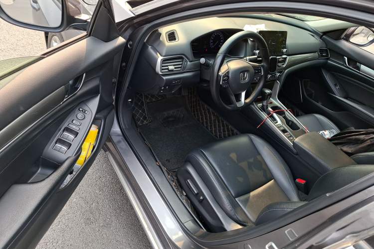 Used Honda Accord 2018 260TURBO Luxury Edition China V Emission Standard Driver Seat