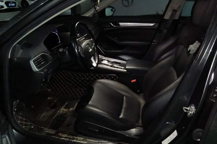 Used Honda Accord 2018 260TURBO Luxury Edition China VI Driver Seat