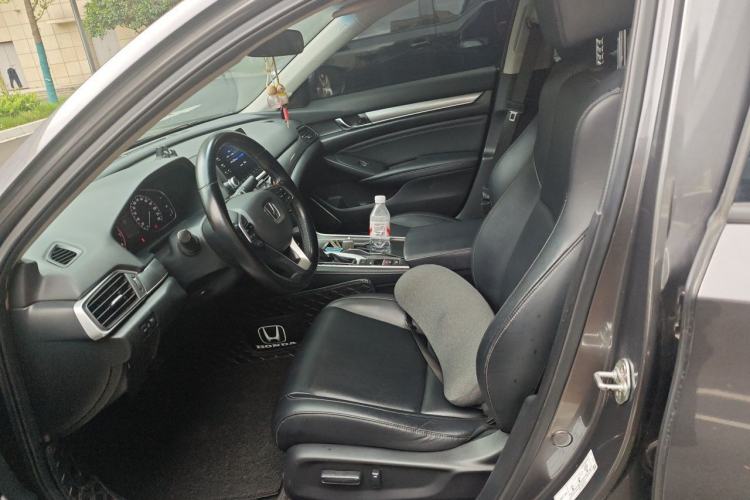 Used Honda Accord 2018 260TURBO Elite Edition China VI Driver Seat