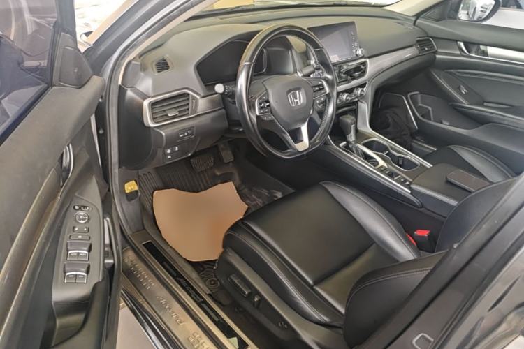Used Honda Accord 2018 260TURBO Luxury Edition China VI Driver Seat