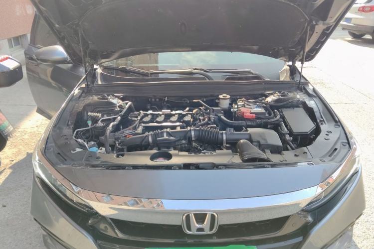 Used Honda Accord 2018 260TURBO Elite Edition China V Engine Bay