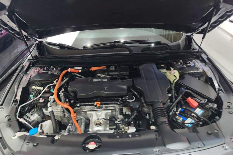Used Honda Accord 2018 Rui·Hybrid 2.0L Rui Zhi Edition China VI Engine Bay