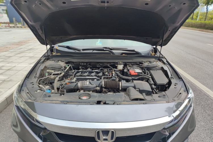 Used Honda Accord 2018 260TURBO Elite Edition China VI Engine Bay