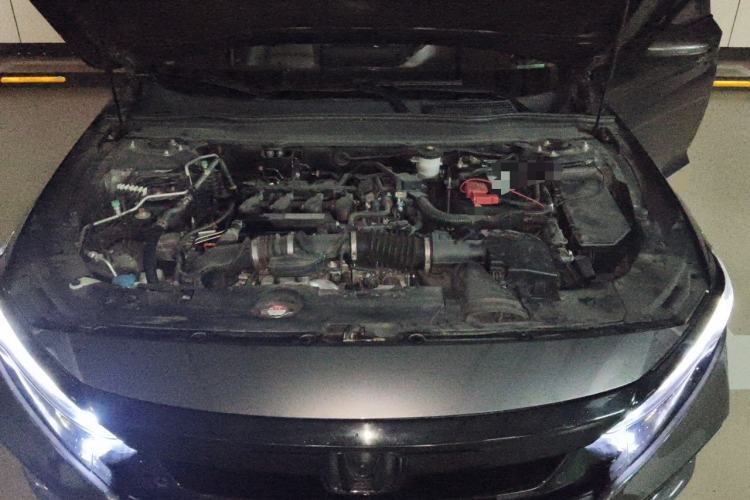 Used Honda Accord 2018 260TURBO Luxury Edition China VI Engine Bay