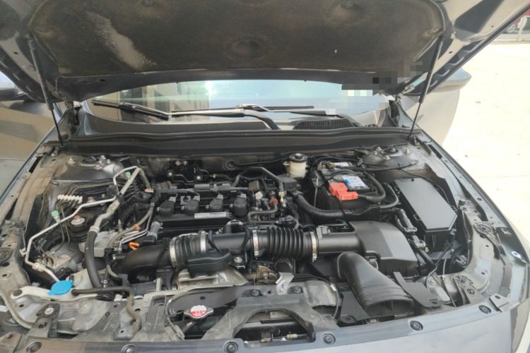 Used Honda Accord 2018 260TURBO Elite Edition China VI Engine Bay