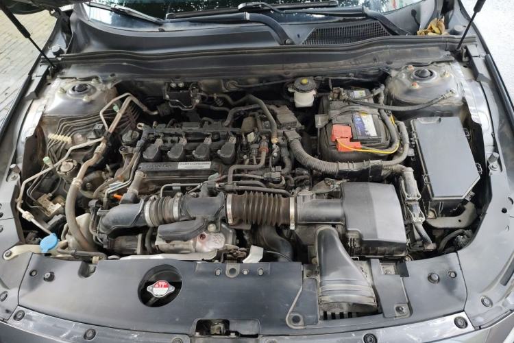 Used Honda Accord 2018 260TURBO Elite Edition China VI Engine Bay