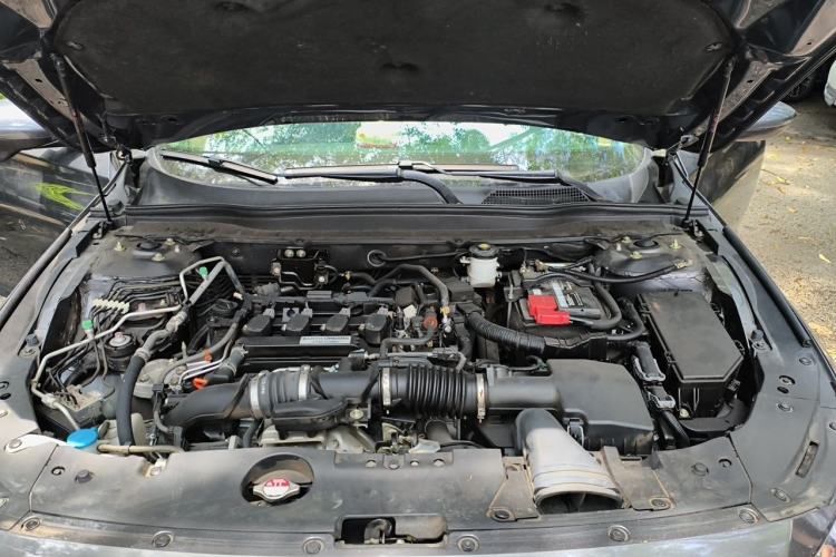 Used Honda Accord 2018 260TURBO Luxury Edition China VI Engine Bay