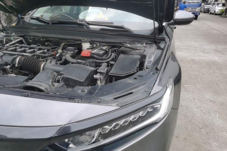 Used Honda Accord 2018 260TURBO Luxury Edition China VI Engine Bay Left