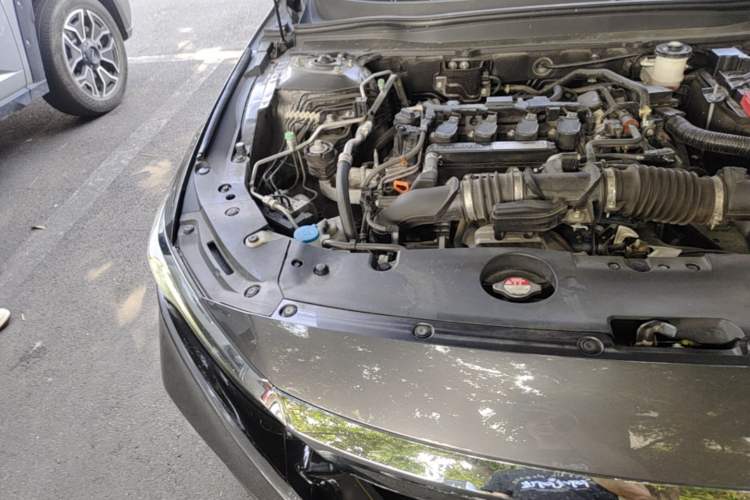 Used Honda Accord 2018 260TURBO Elite Edition China VI Engine Bay Right