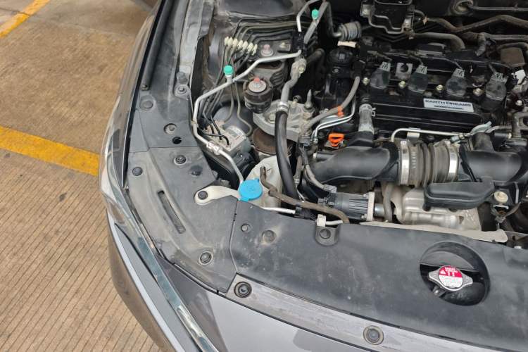 Used Honda Accord 2018 260TURBO Elite Edition China V Engine Bay Right