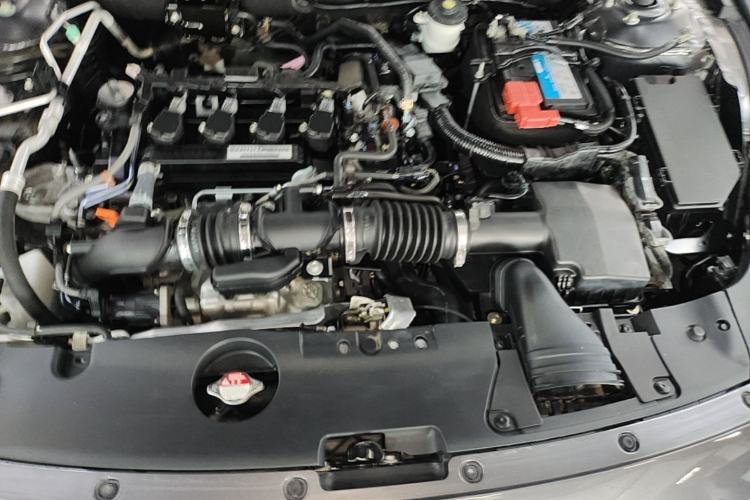 Used Honda Accord 2018 260TURBO Luxury Edition China VI Engine Bay
