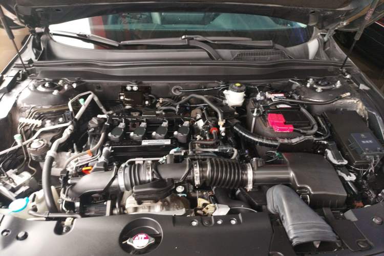 Used Honda Accord 2018 260TURBO Elite Edition China VI Engine Bay