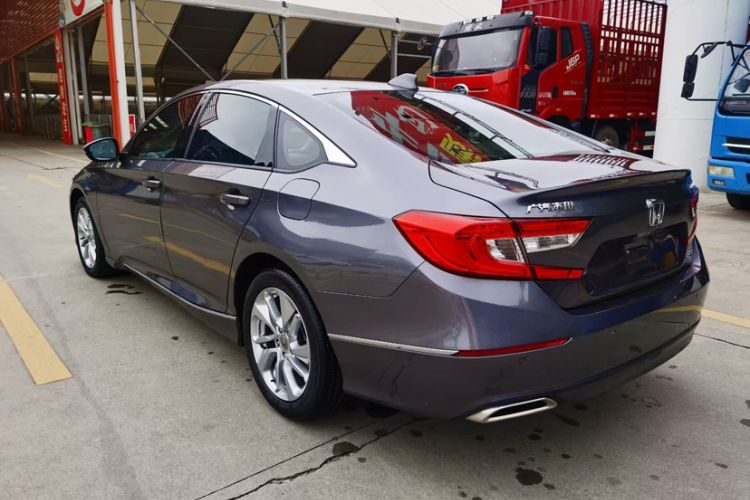 Used Honda Accord 2018 260TURBO Luxury Edition China VI Exterior 6