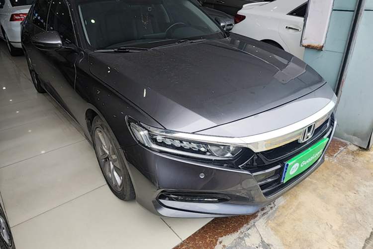 Used Honda Accord 2018 260TURBO Elite Edition China VI Front Right 45 Deg