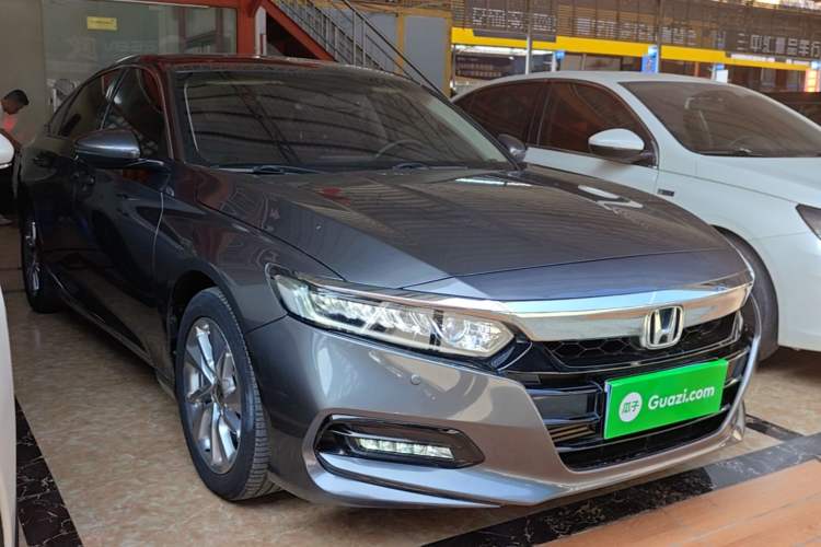 Used Honda Accord 2018 260TURBO Elite Edition China VI Front Right 45 Deg