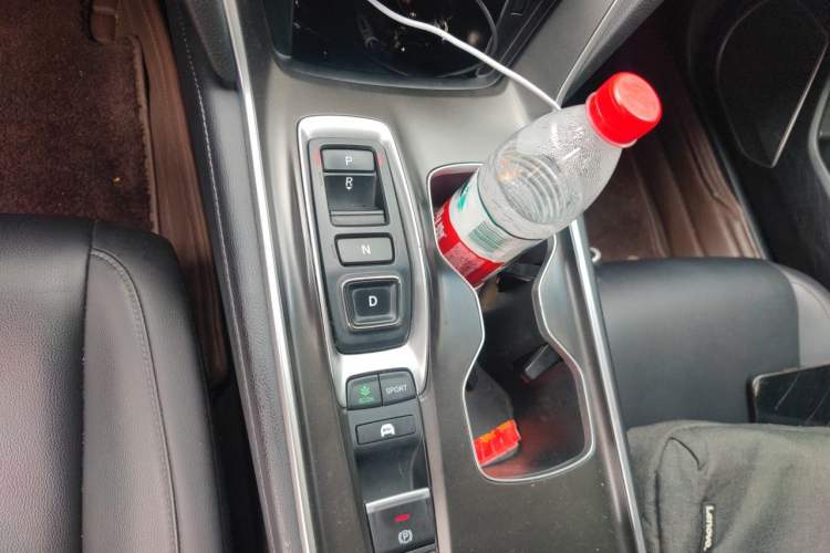 Used Honda Accord 2018 Rui Hybrid 2.0L Rui Ling Edition China VI Gear Lever