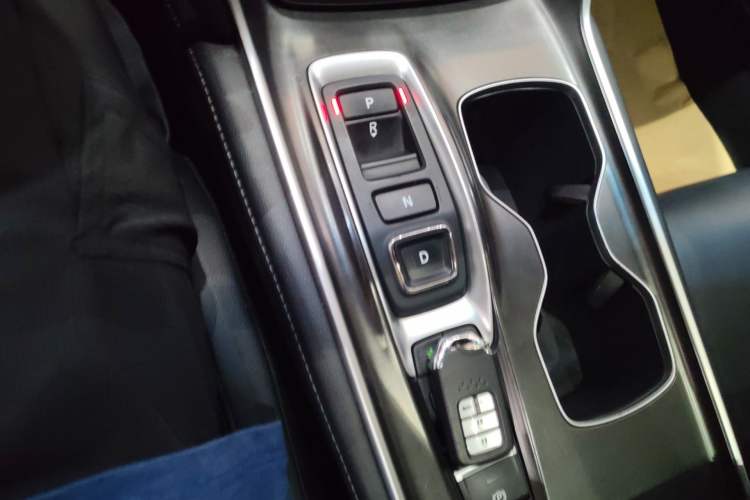 Used Honda Accord 2018 Rui·Hybrid 2.0L Rui Zhi Edition China VI Gear Lever