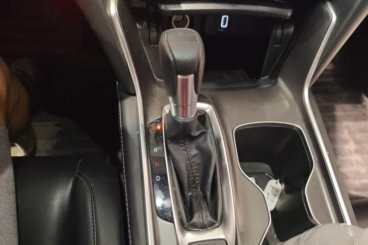 Used Honda Accord 2018 260TURBO Elite Edition China VI Gear Lever