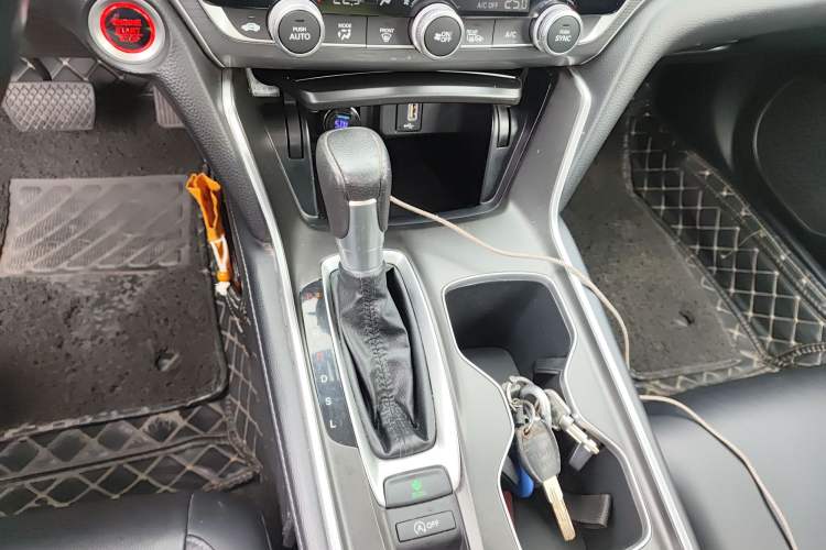 Used Honda Accord 2018 260TURBO Elite Edition China VI Gear Lever