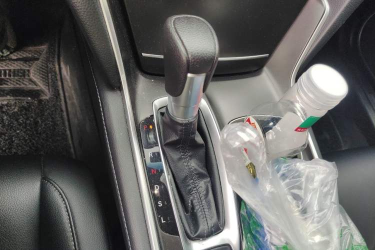 Used Honda Accord 2018 260TURBO Elite Edition China V Gear Lever