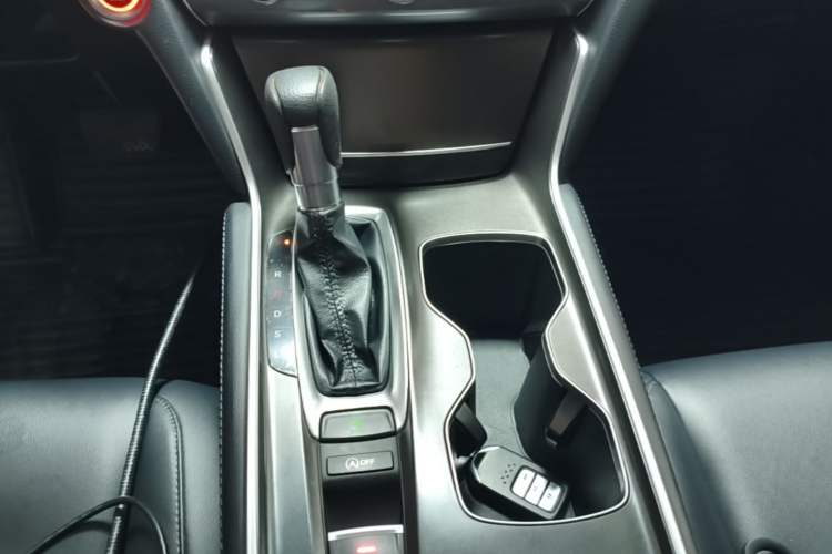 Used Honda Accord 2018 260TURBO Elite Edition China VI Gear Lever