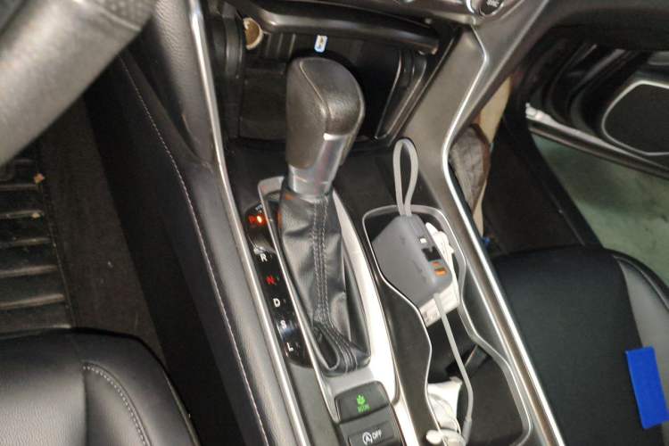 Used Honda Accord 2018 260TURBO Elite Edition China VI Gear Lever