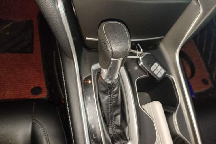Used Honda Accord 2018 260TURBO Elite Edition China VI Gear Lever