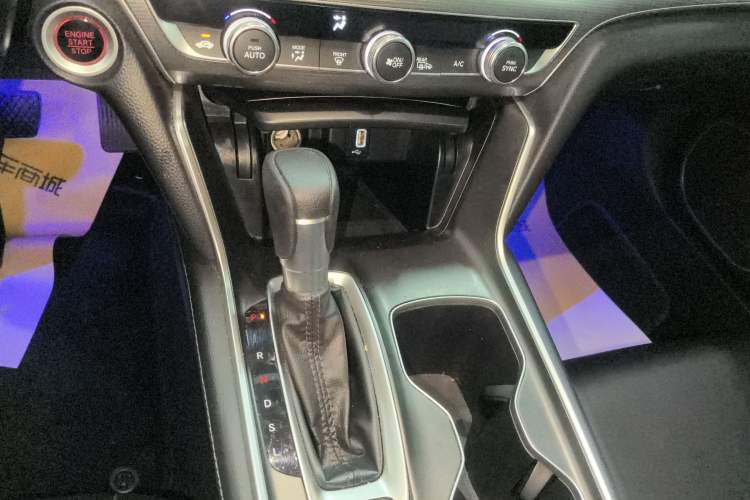 Used Honda Accord 2018 260TURBO Elite Edition China VI Gear Lever