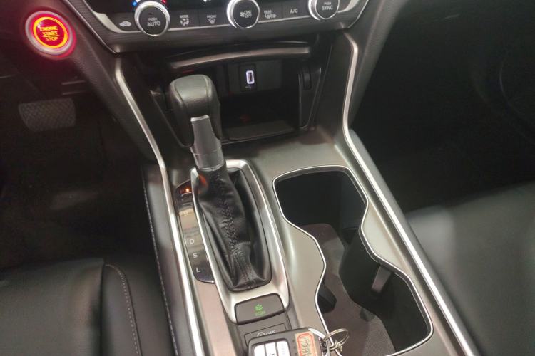 Used Honda Accord 2018 260TURBO Luxury Edition China VI Gear Lever