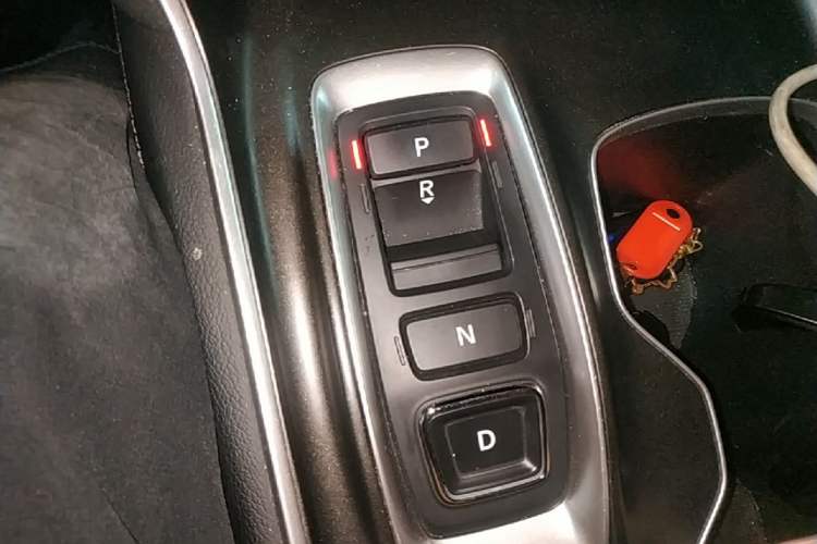 Used Honda Accord 2018 Rui Hybrid 2.0L Rui Ling Edition China VI Gear Lever