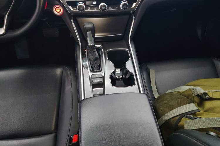Used Honda Accord 2018 260TURBO Elite Edition China VI Gear Lever