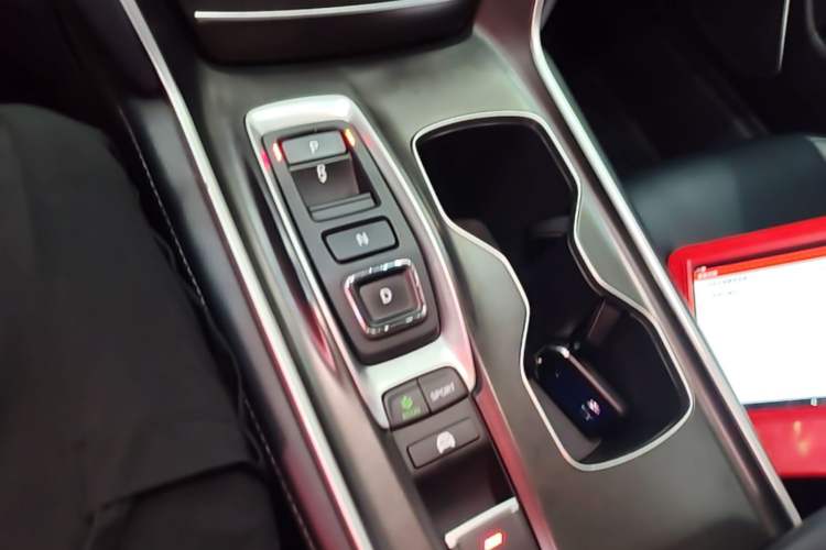 Used Honda Accord 2018 Rui Hybrid 2.0L Rui Ling Edition China VI Gear Lever