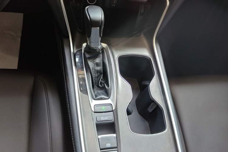 Used Honda Accord 2018 260TURBO Elite Edition China VI Gear Lever