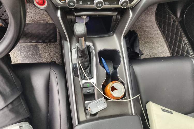 Used Honda Accord 2018 260TURBO Luxury Edition China VI Gear Lever