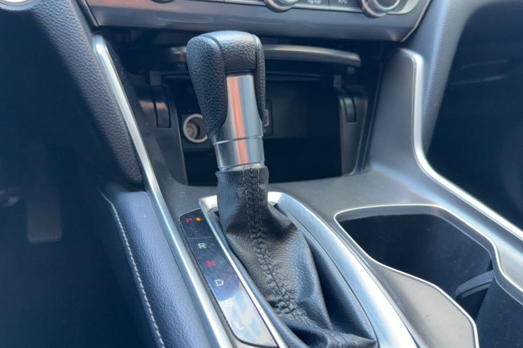 Used Honda Accord 2018 260TURBO Elite Edition China VI Gear Lever