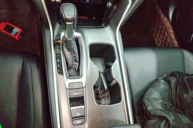 Used Honda Accord 2018 260TURBO Luxury Edition China VI Gear Lever