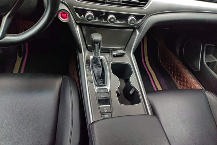 Used Honda Accord 2018 260TURBO Elite Edition China VI Gear Lever