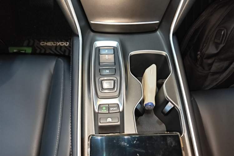 Used Honda Accord 2018 Rui Hybrid 2.0L Rui Ling Edition China VI Gear Lever
