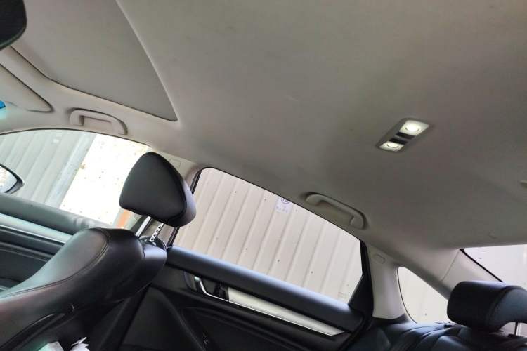 Used Honda Accord 2018 260TURBO Elite Edition China VI Headliner