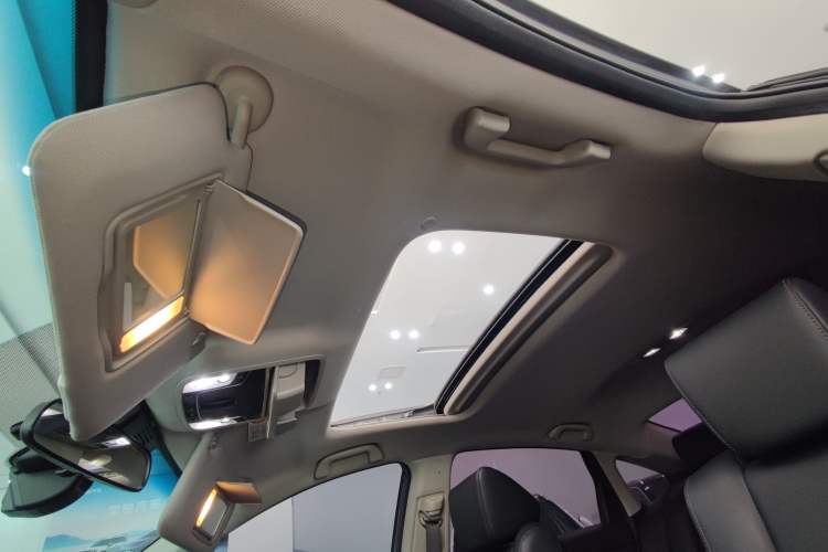 Used Honda Accord 2018 260TURBO Luxury Edition China VI Headliner