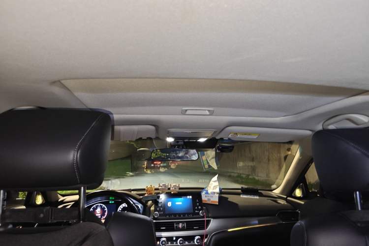 Used Honda Accord 2018 260TURBO Luxury Edition China VI Headliner