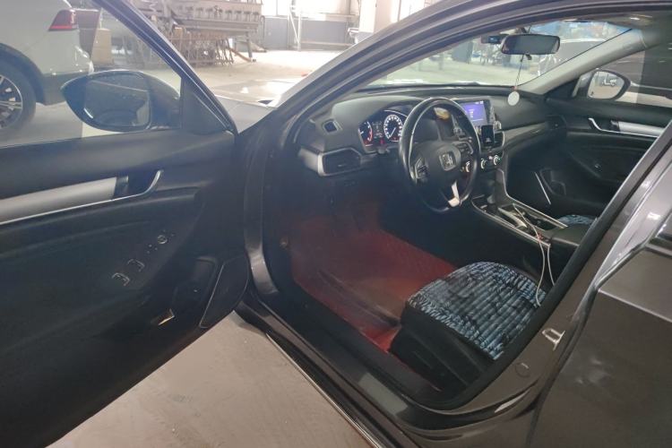 Used Honda Accord 2018 260TURBO Elite Edition China VI Interior 3
