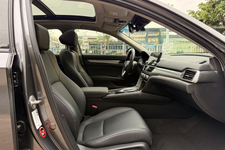 Used Honda Accord 2018 Rui·Hybrid 2.0L Rui Zhi Edition China VI Interior 4